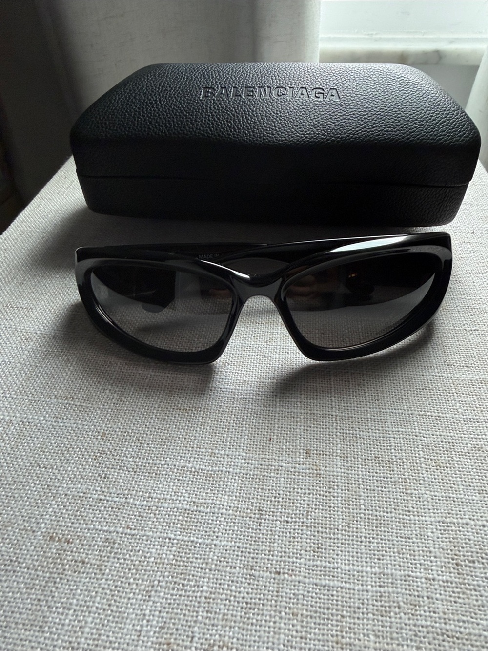 Balenciaga Balenciaga BB0157S Black Polarized Cat-Eye Sunglasses for Men